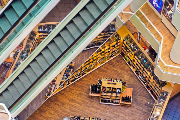 高市早苗挑衅言论引发连锁反应 日股暴跌且日韩关系紧张